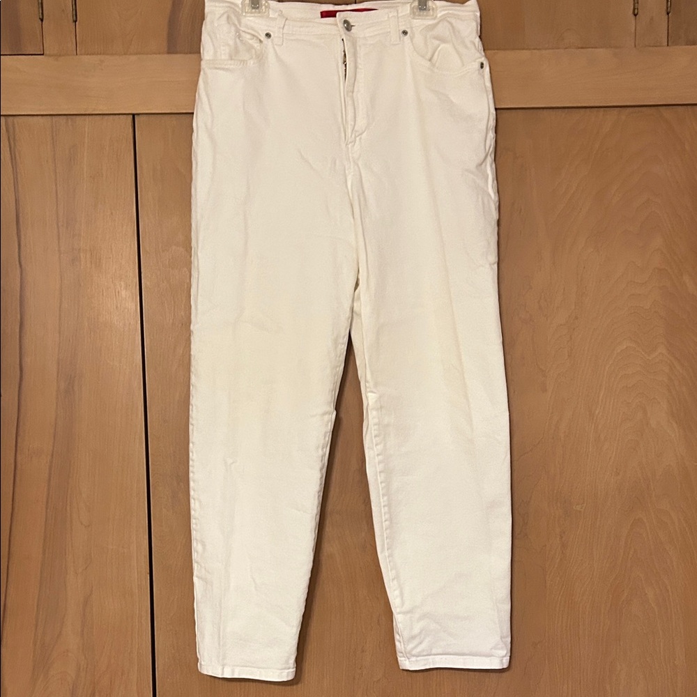 Gloria Vanderbilt Crisp White Jeans